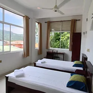 Smile Hub -youth Hostel- Sri Lanka